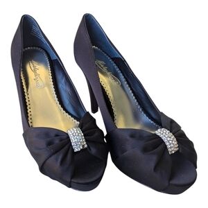 Black MichaelAngelo High heels- size 8